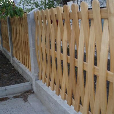 Д4 Забор деревянный плетеный